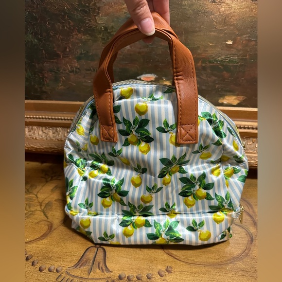 TempaMate Insulated Multi-Compartment Tote Lunch Bag With Lots of Lemon Design - Picture 5 of 12